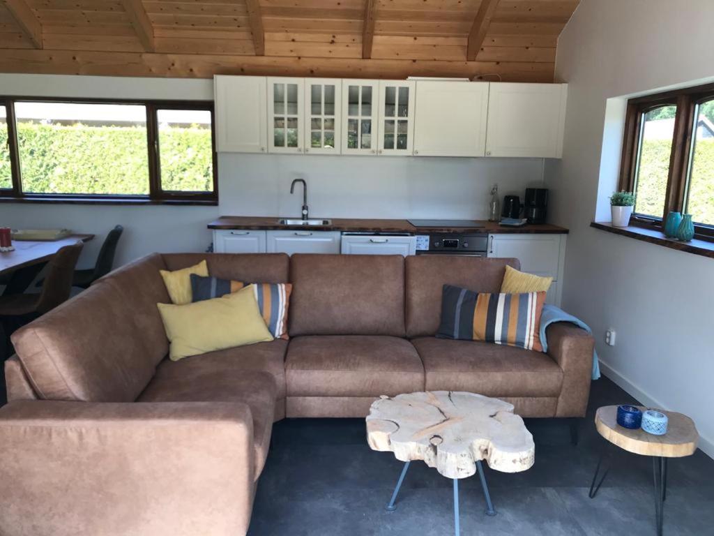 Heerlijk Huisje Vlakbij De Duinen Van 우스트부르네 외부 사진